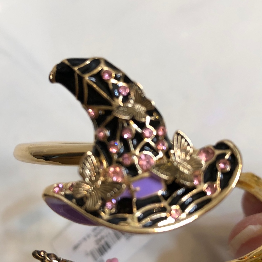 Betsey Johnson Black Witch Hat Butterfly Accents & Crystal Bypass Bangle NWT - Picture 6 of 16